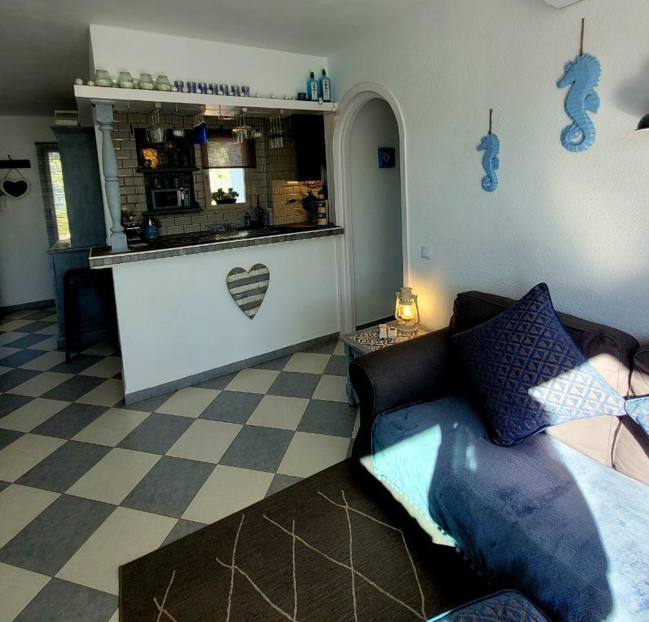 Benahavis Village Penthouse Apartment, 2 Bedrooms, Stunning Views, Swimming Pool !! Bagian luar foto