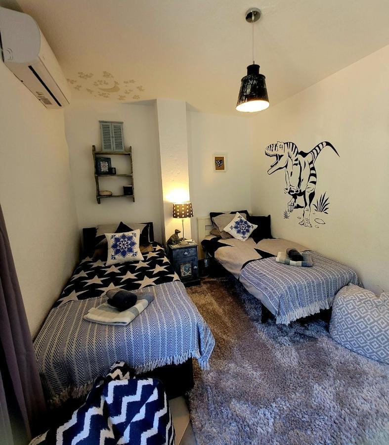 Benahavis Village Penthouse Apartment, 2 Bedrooms, Stunning Views, Swimming Pool !! Bagian luar foto