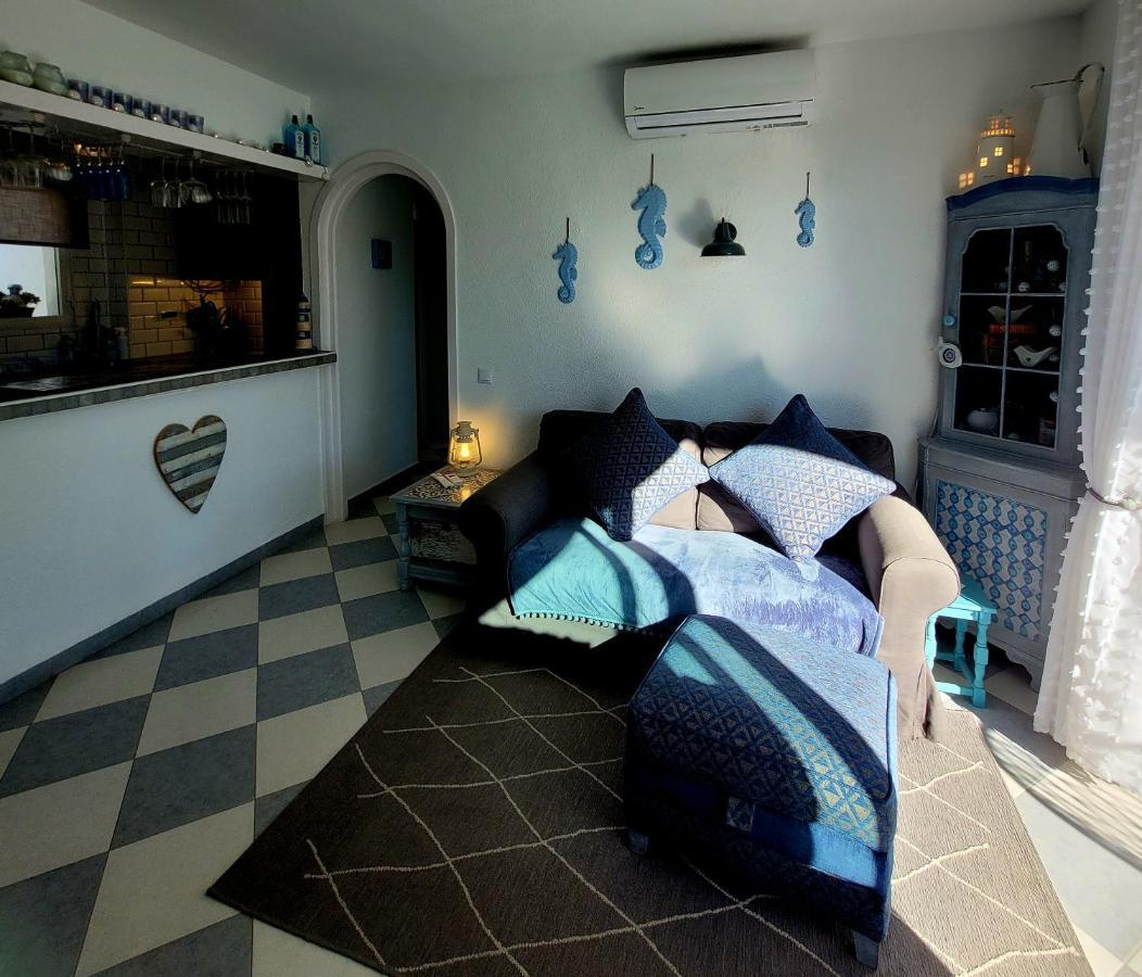 Benahavis Village Penthouse Apartment, 2 Bedrooms, Stunning Views, Swimming Pool !! Bagian luar foto