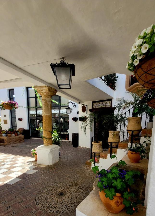 Benahavis Village Penthouse Apartment, 2 Bedrooms, Stunning Views, Swimming Pool !! Bagian luar foto